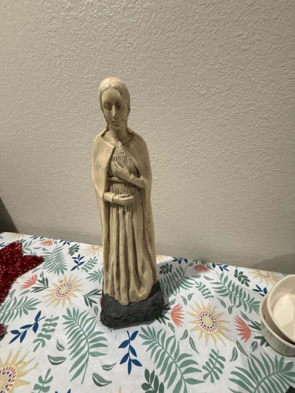 Vintage Santos Style Madonna Virgin Mary Religious Resin Figurine